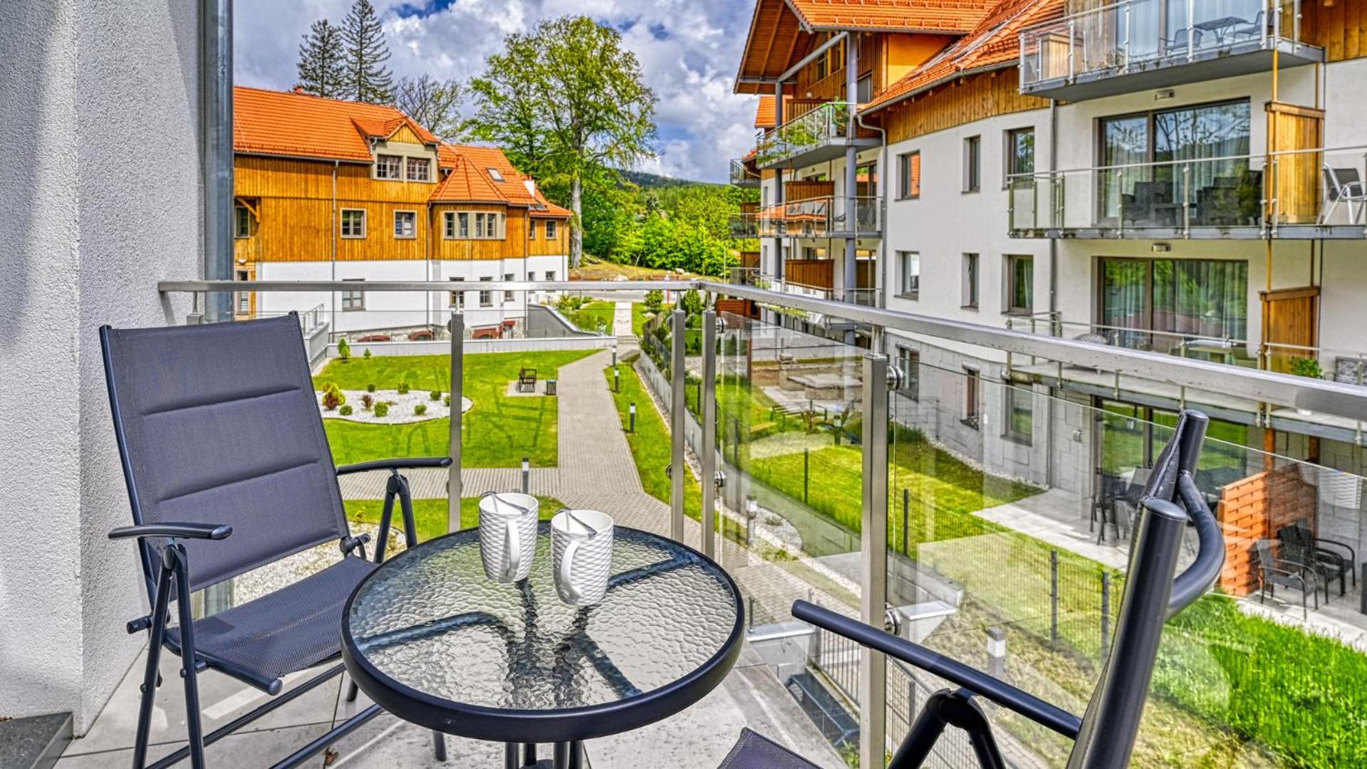 Apartamenty Z Basenem I Saunami Stone Hill Resort Vip Centrum By Royal Aparts Szklarska Poreba Exterior photo
